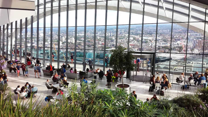 Au sommet du Sky Garden, à Londres