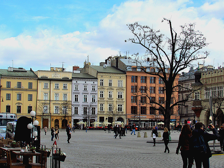 Pologne Cracovie place de marché médiéval
