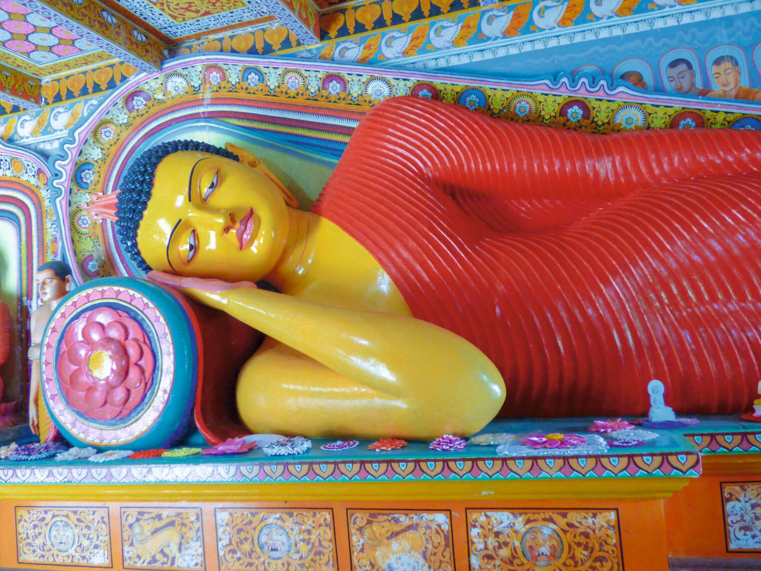 Bouddha couché dans le temple d’Isurumuniya à Anuradhapura